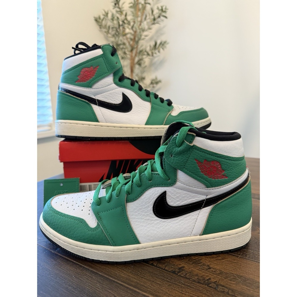 Nike Air Jordan 1 Retro High OG Lucky Green Shoes DB4612-300 Women's 11/ 9.5 M